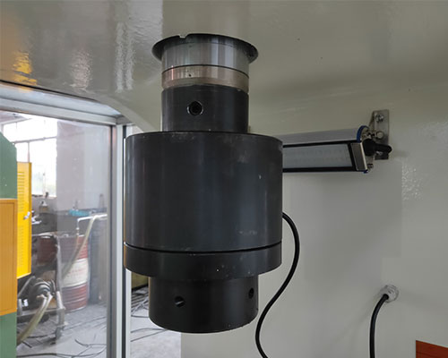 Weighing pressure sensor
