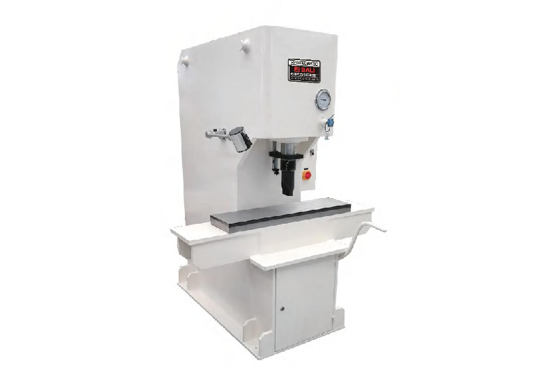 Manual precision guide rail straightening machine